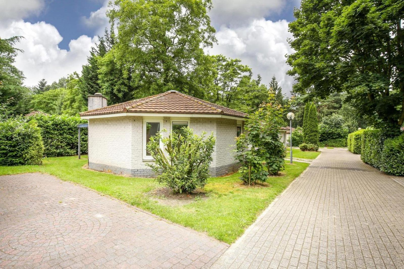Bungalowpark Het Verscholen Dorp Harderwijk Ngoại thất bức ảnh
